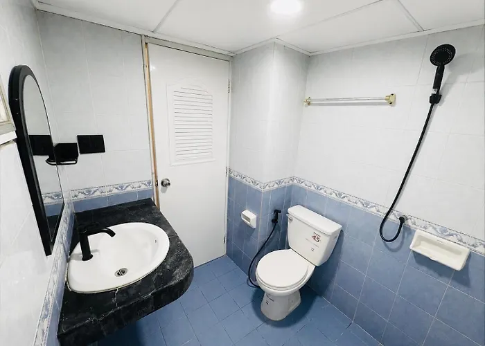 Easy Life Aparthotel *